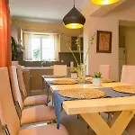 Iro's House Apartmán *