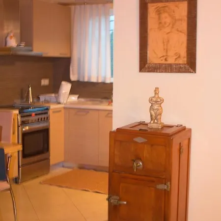 Apartment Iro's House